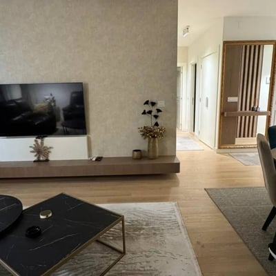 Alquiler de un acogedor apartamento de 3 habitaciones, 86 m², distrito Belgrade Waterfront, Belgrado, Serbia